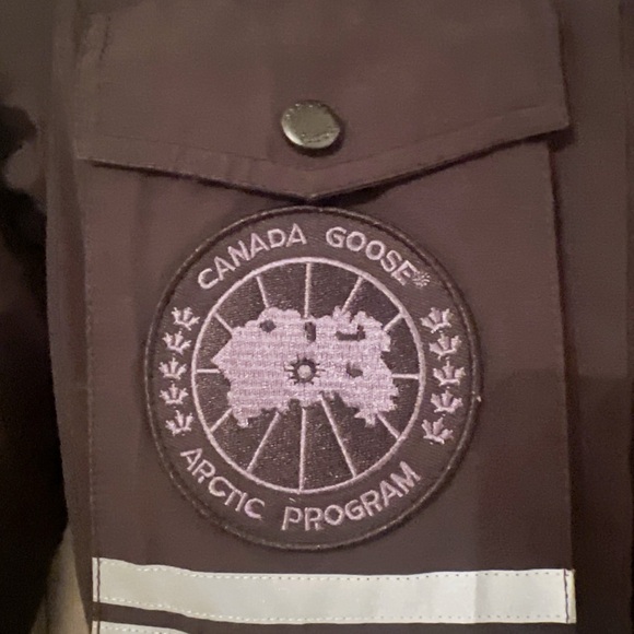 Canada Goose Arosa Parka Jacket - Picture 5 of 9
